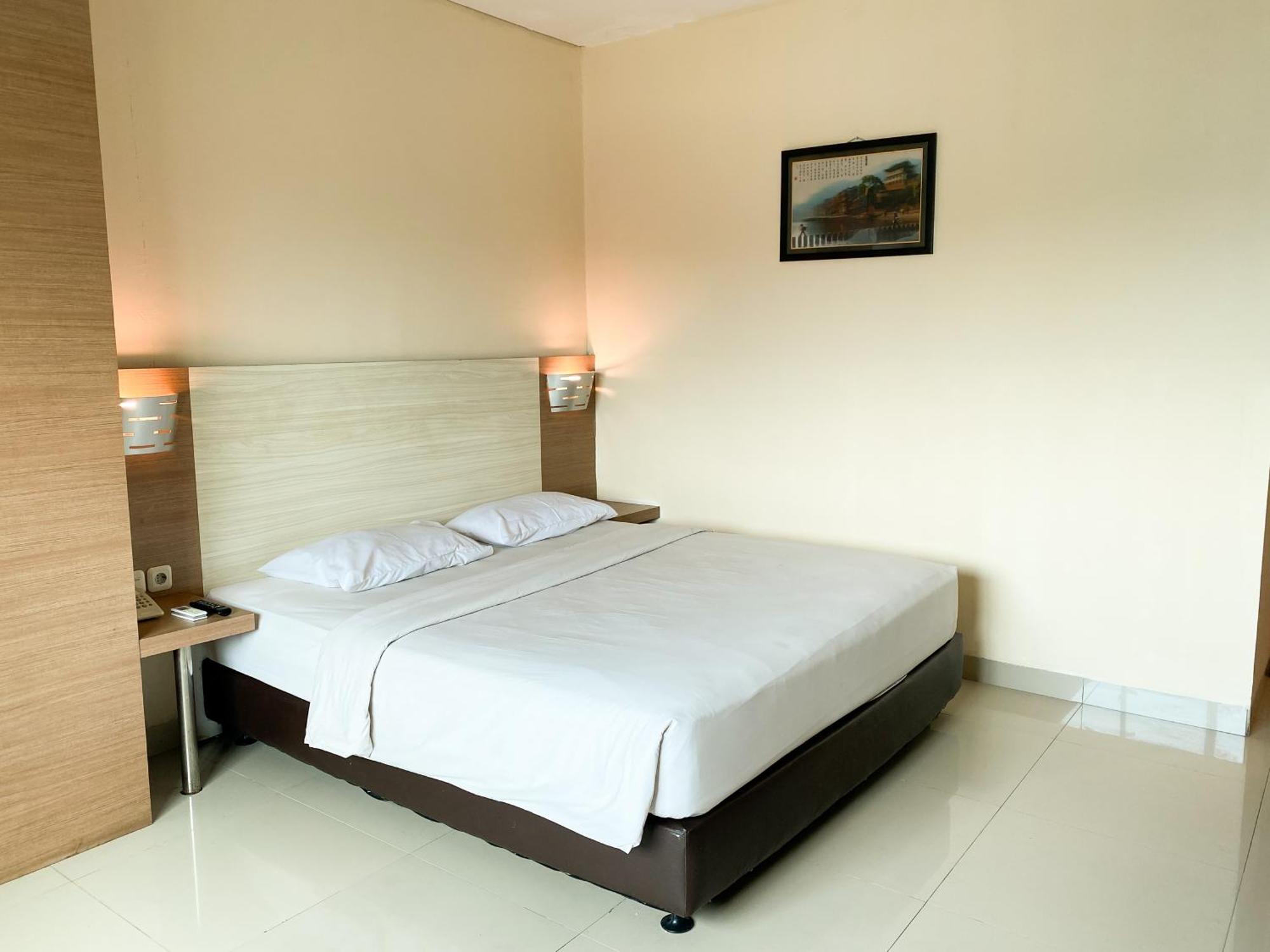 Winstar Hotel Pekanbaru Exterior foto